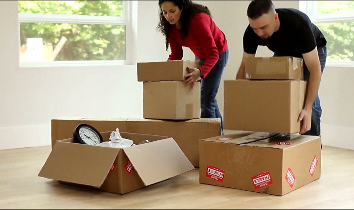 San Antonio woman contacts UNITS for easy portable storage